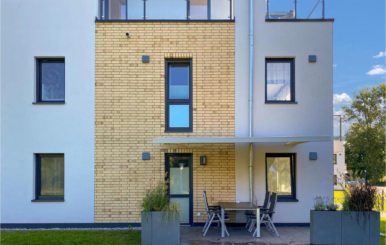 2 Bedroom Cozy Apartment In Rechlin Dış mekan fotoğraf