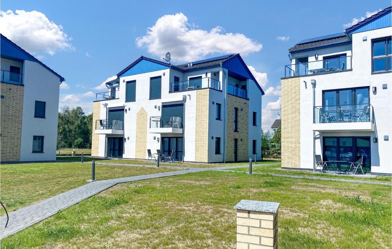 2 Bedroom Cozy Apartment In Rechlin Dış mekan fotoğraf